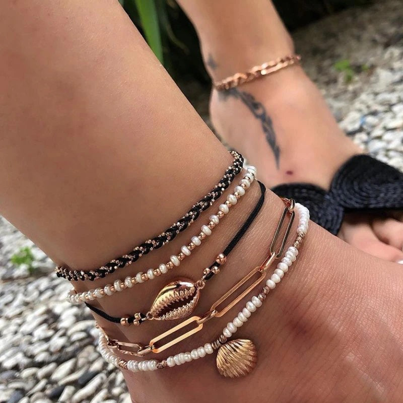 5-teiliges Fußkettchen Set schwarz, gold weiß Muschel