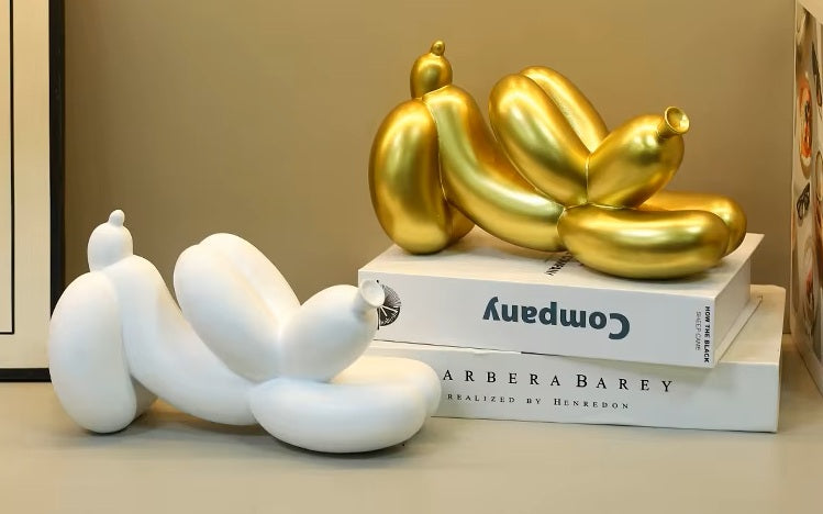 Design Deko Figur „Ballonhund liegend“ – Moderne Kunstskulptur