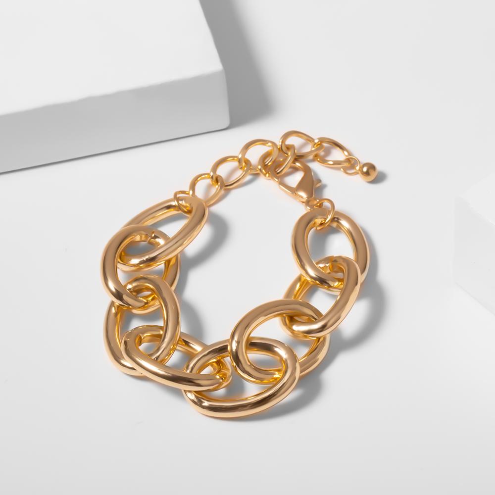 Goldfarbenes Gliederketten Armband für Damen mit großen Kettengliedern