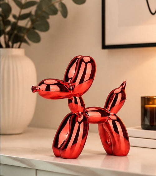 Rote Ballonhund Figur als moderne Wohnzimmer Deko